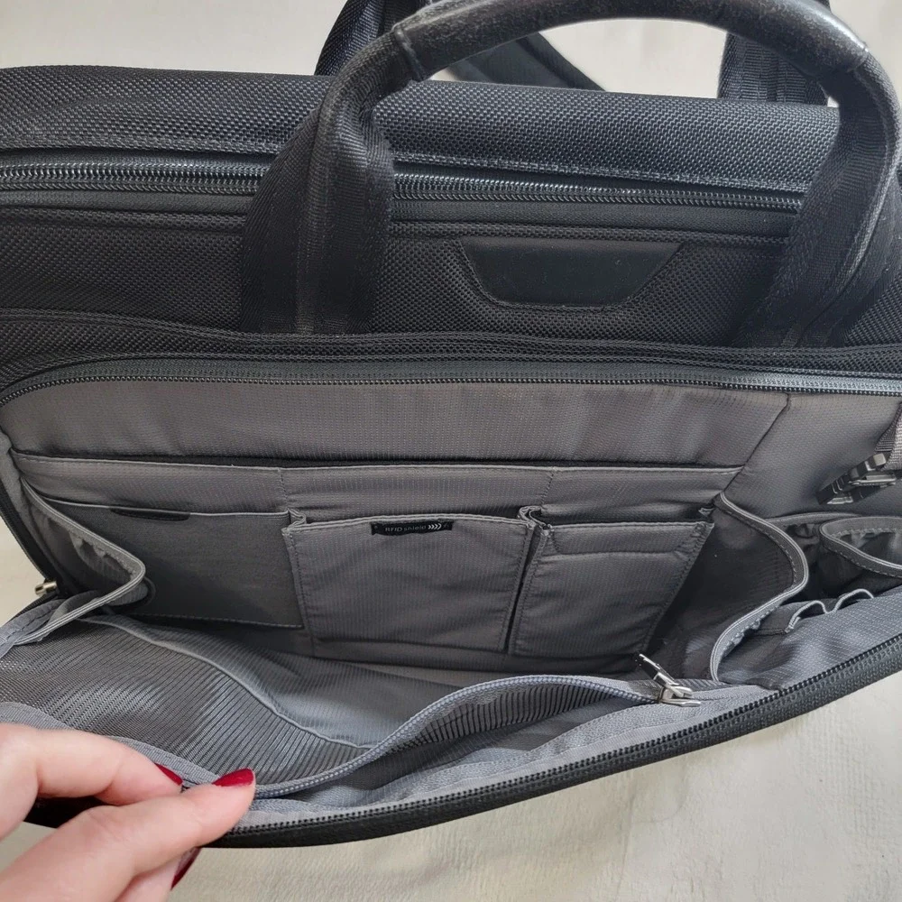 Briggs &‎ Riley Single Gusset Slim Business Briefcase Ballistic Nylon KB306-4